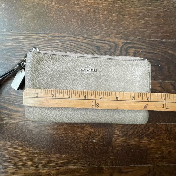 Coach 54051 Colorblock Pebbled Leather Double Zip Wallet Wristlet - Picture 9 of 10